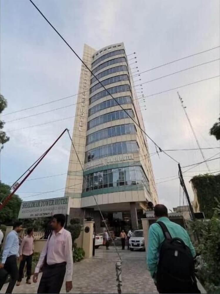 Shalimar Tower Hotel Lahore 8/50