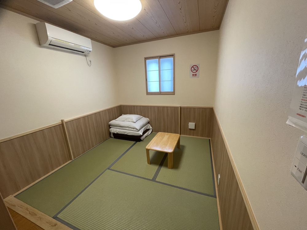 Guesthouse Orange Cabin 32/57