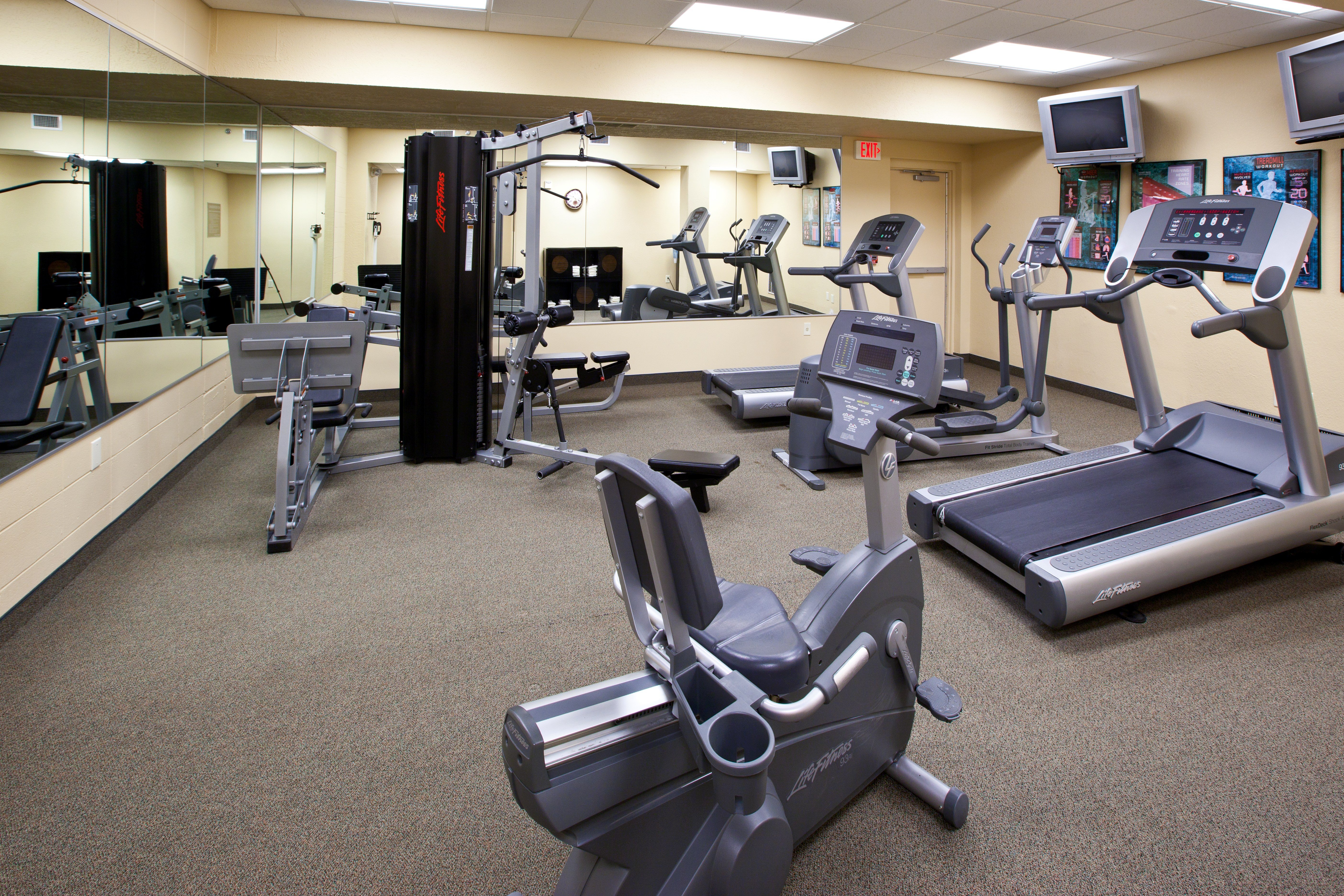 Candlewood Suites Indianapolis Downtown Medical District 28/73