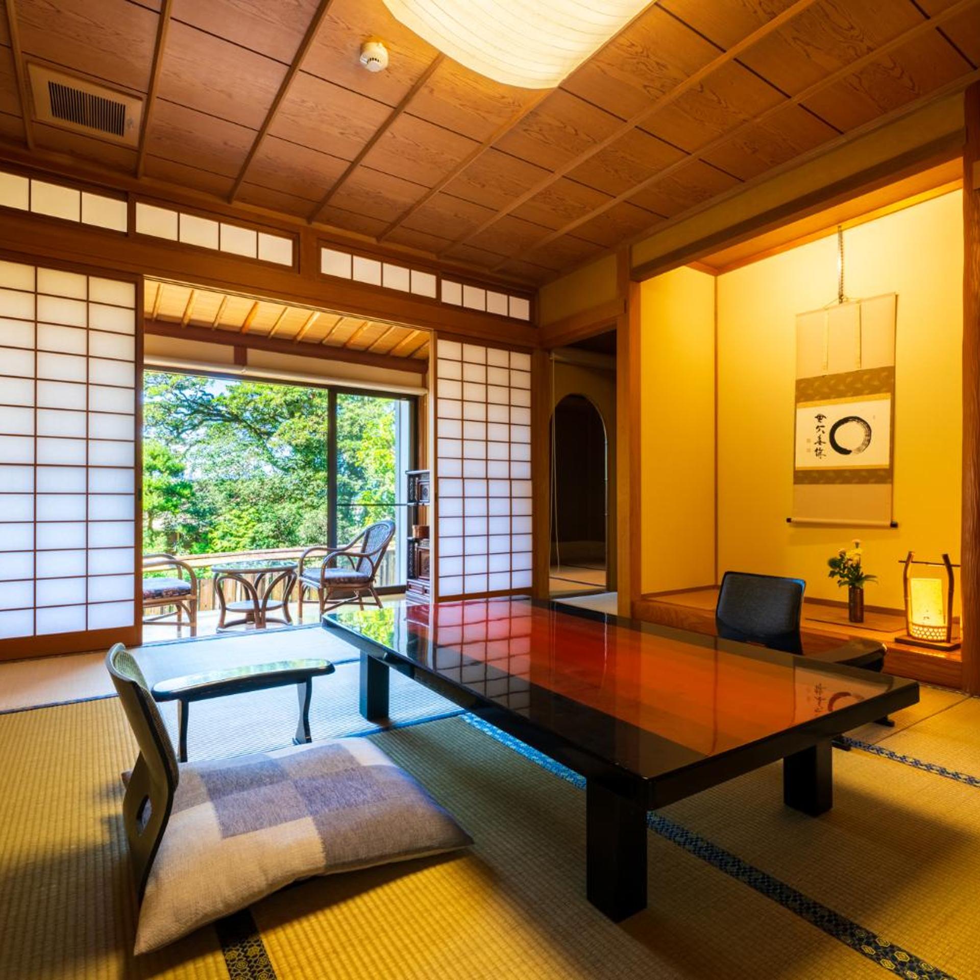 Beppu Showaen 38/44