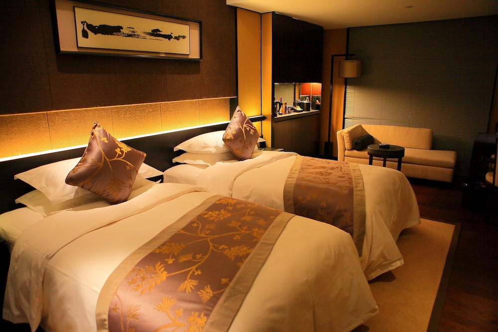 Gloria Plaza Hotel Dongsheng 9/42