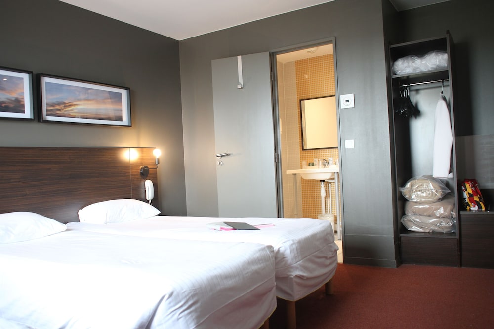 Orly Superior Hotel 28/57