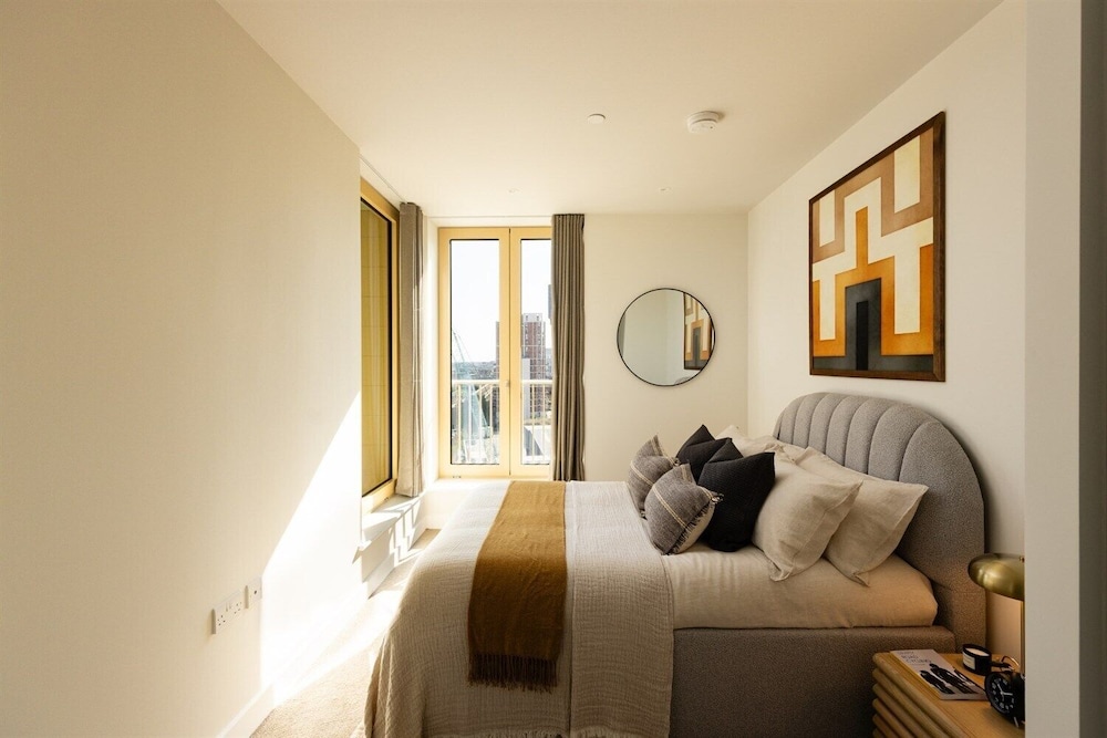 Charles Hope London Battersea 45/74