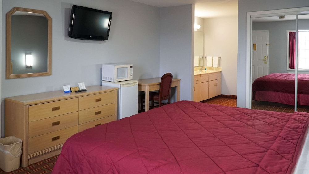 Standard, King Bed