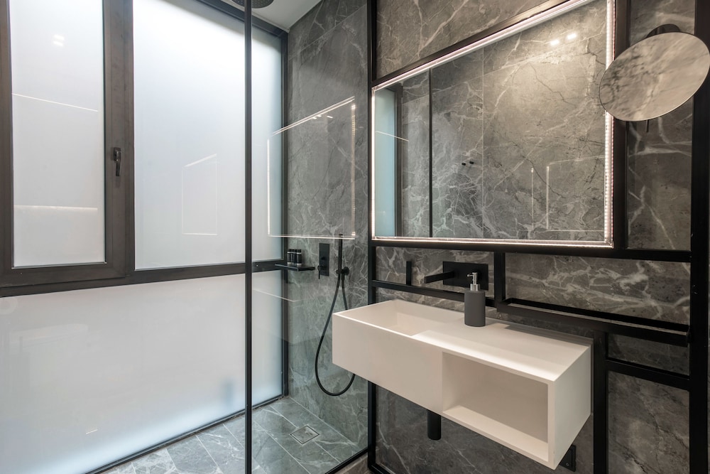 The Duke Boutique Suites 49/50