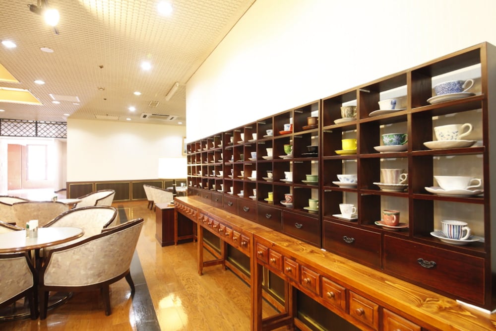 restaurant-cafeteria