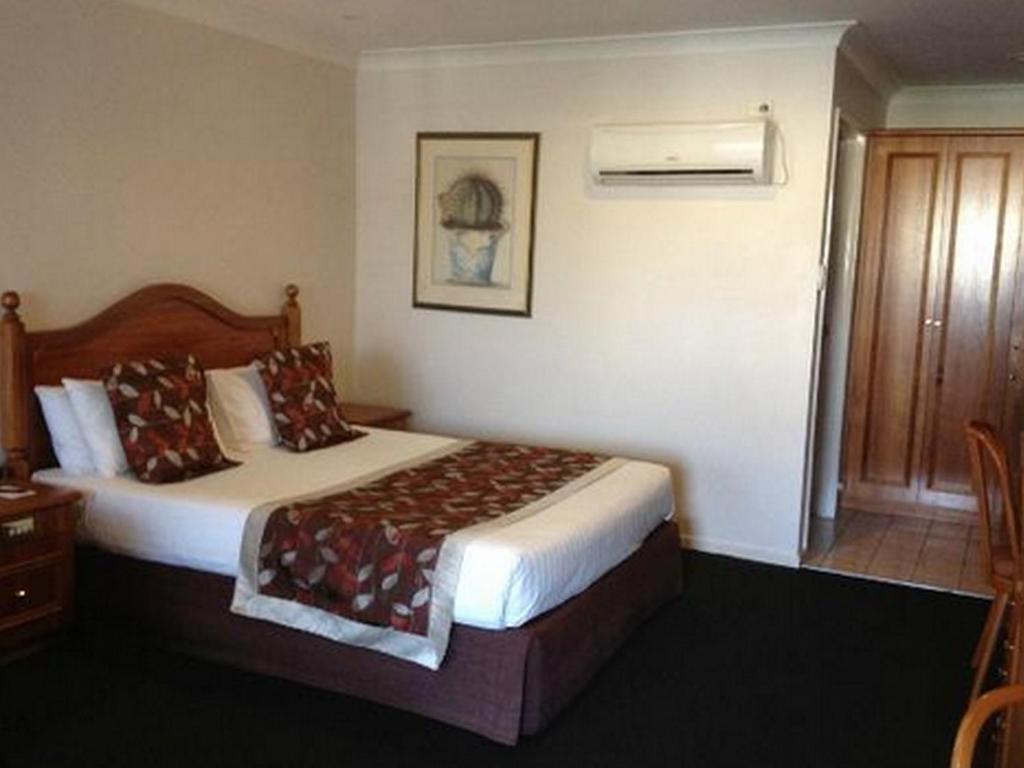 2 Bedrooms, Town House