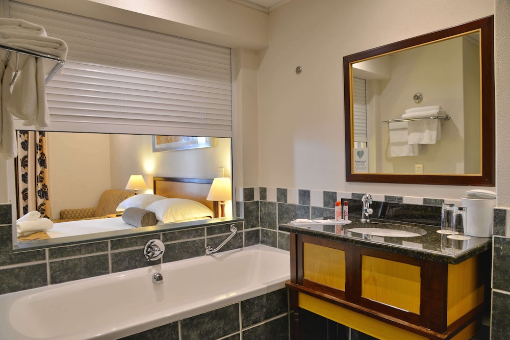 City Lodge Grandwest 24/46