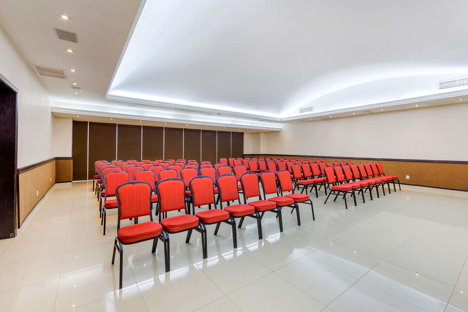 Eco City Hotel 20/22