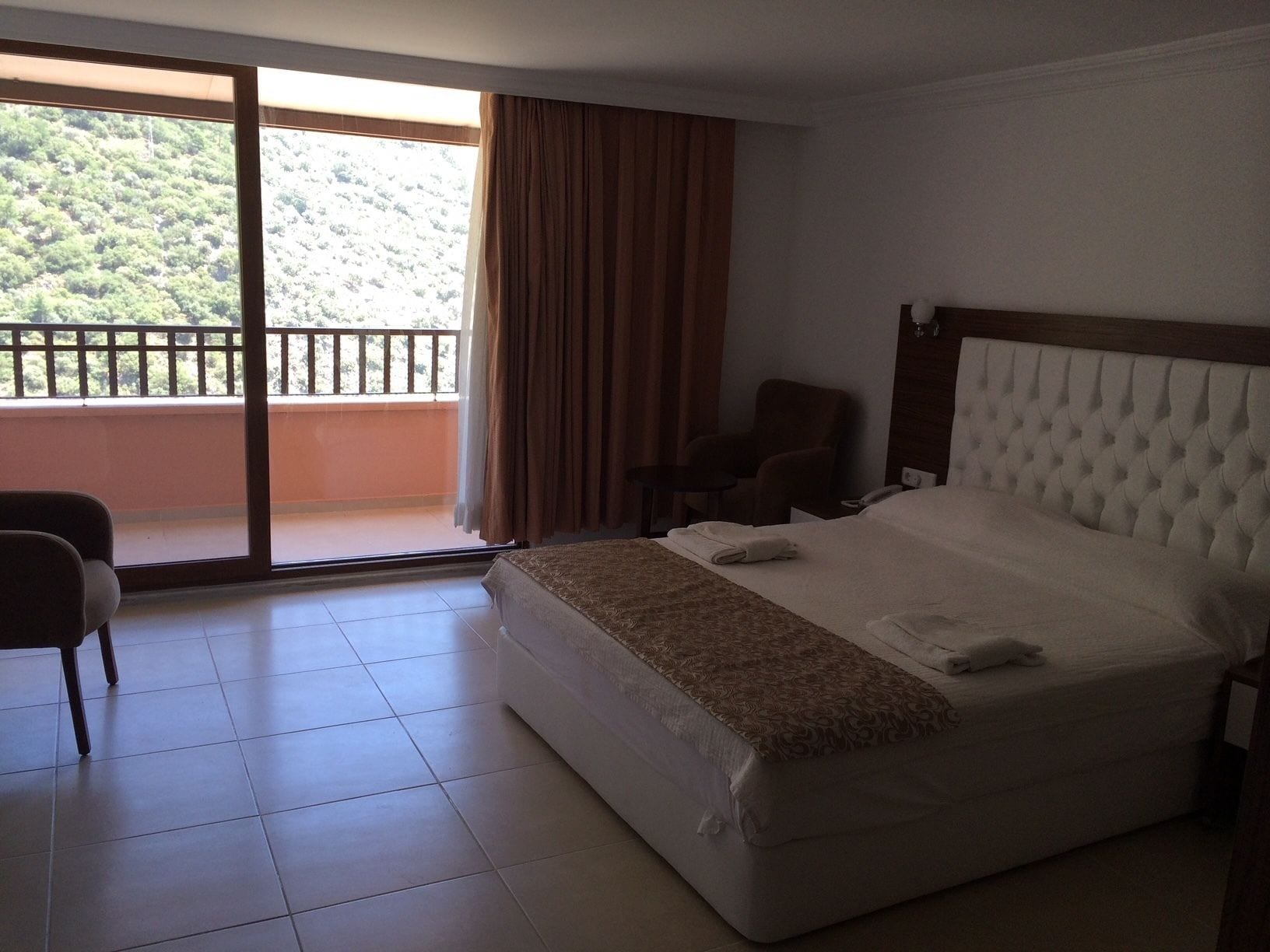 Standard, Sea View
