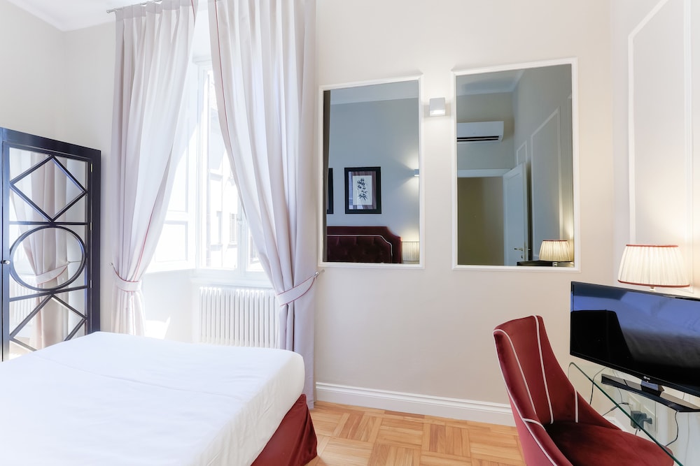 Relais Tosinghi 22/50
