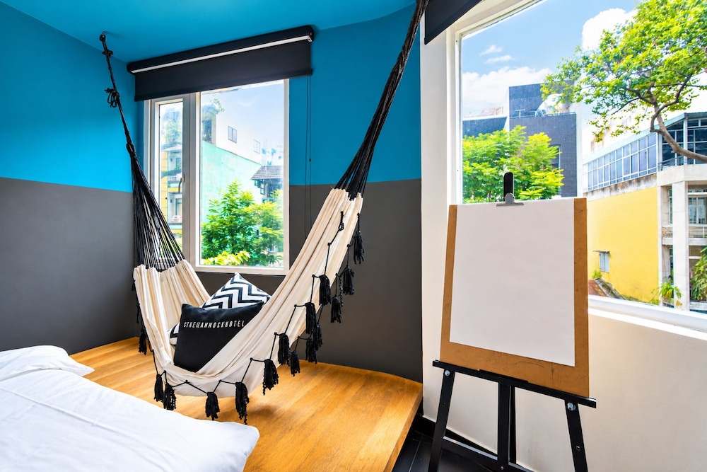 The Hammock Hotel 24/50