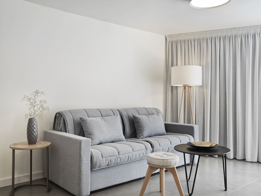 Nlh Mati Seafront Neighborhood Lifestyle Hotels 31/62