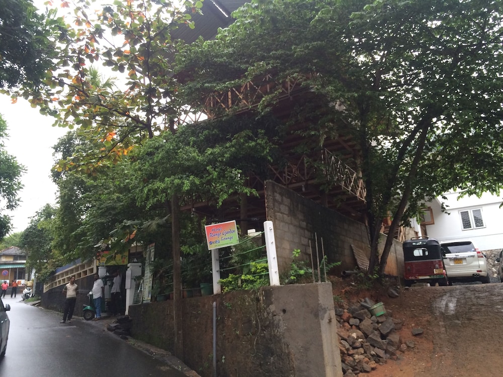 Mango Garden Hotel 37/40