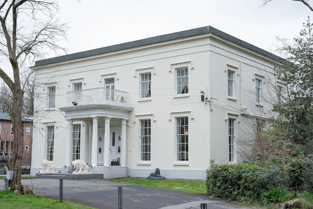 Rainhill Hall Hotel 3/77