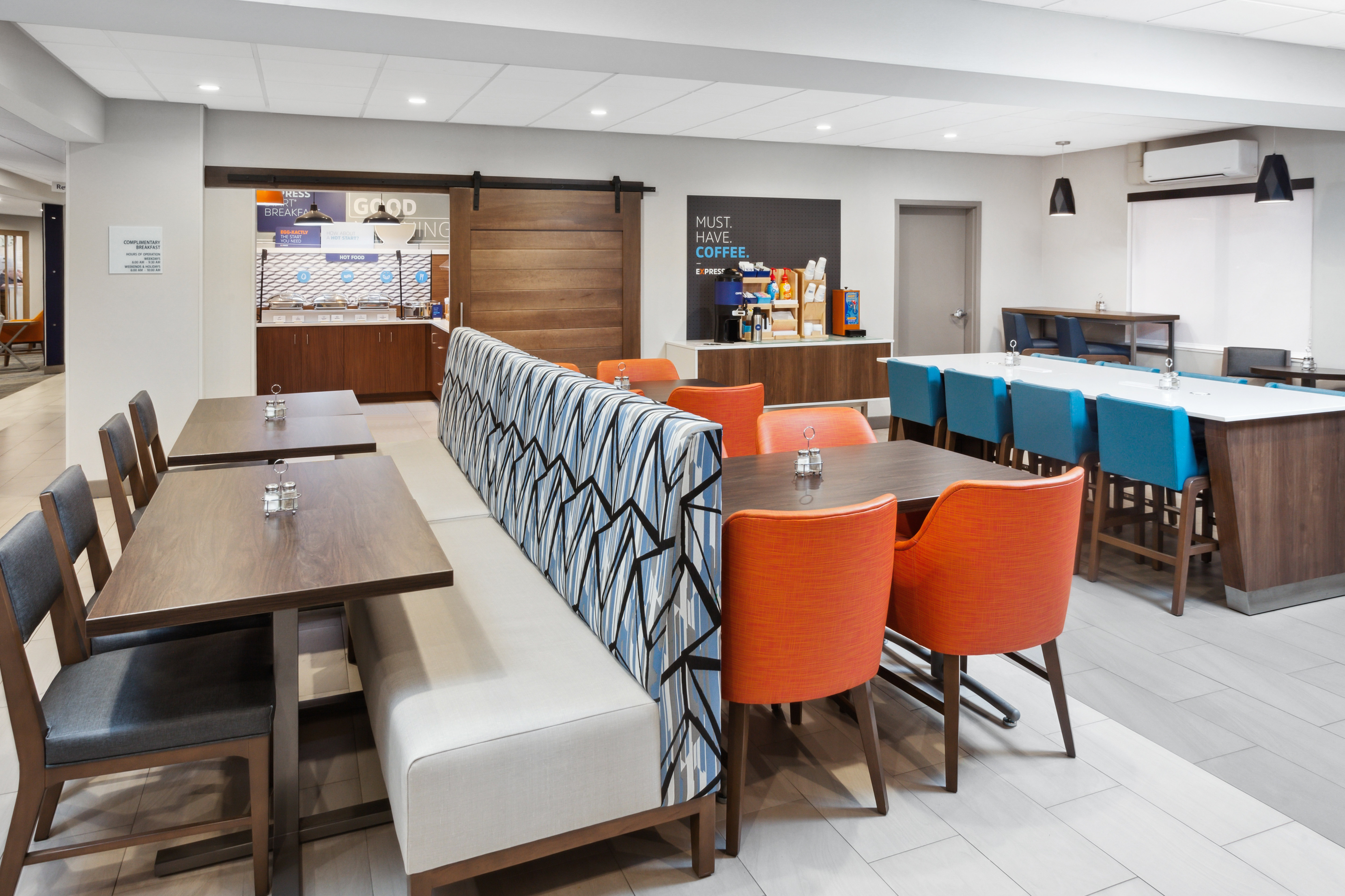 Holiday Inn Express Cleveland Airport Brookpark 39/50