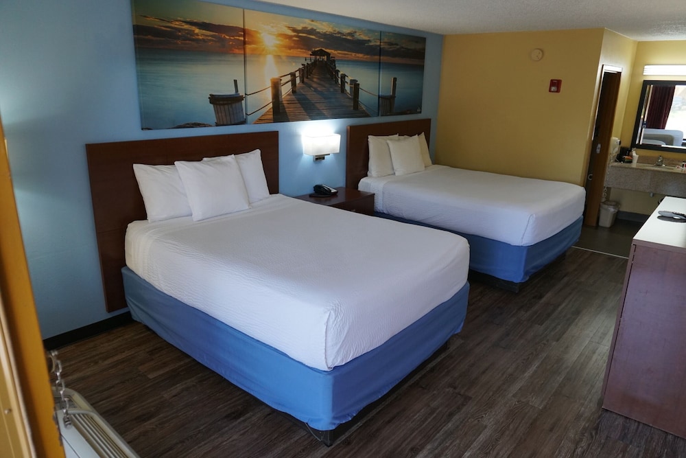 Days Inn By Wyndham Oak Grove/Ft. Campbell 14/32