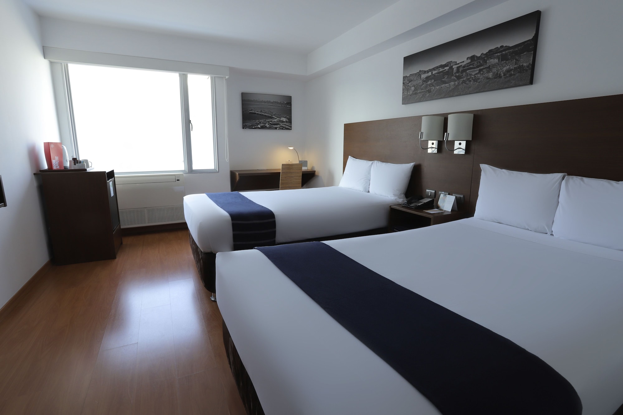 SUPERIOR, TWIN BEDS