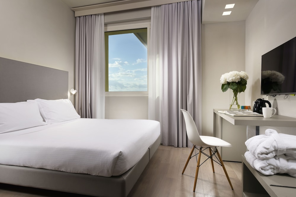 Glance Hotel In Florence 20/70