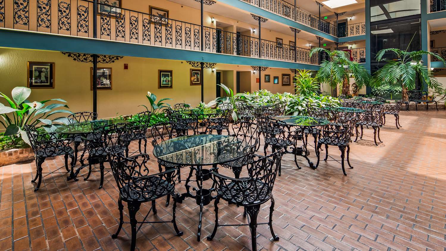 Royal Inn and Suites Baton Rouge 9/15