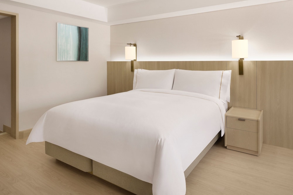 Ondol, Park, Deluxe, King Bed, Park View