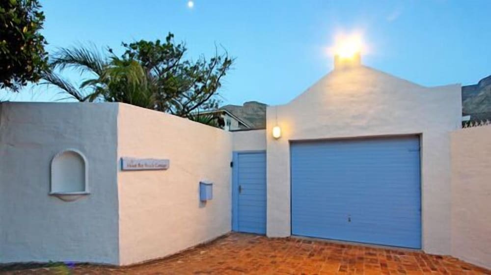 Hout Bay Beach Cottage 47/49