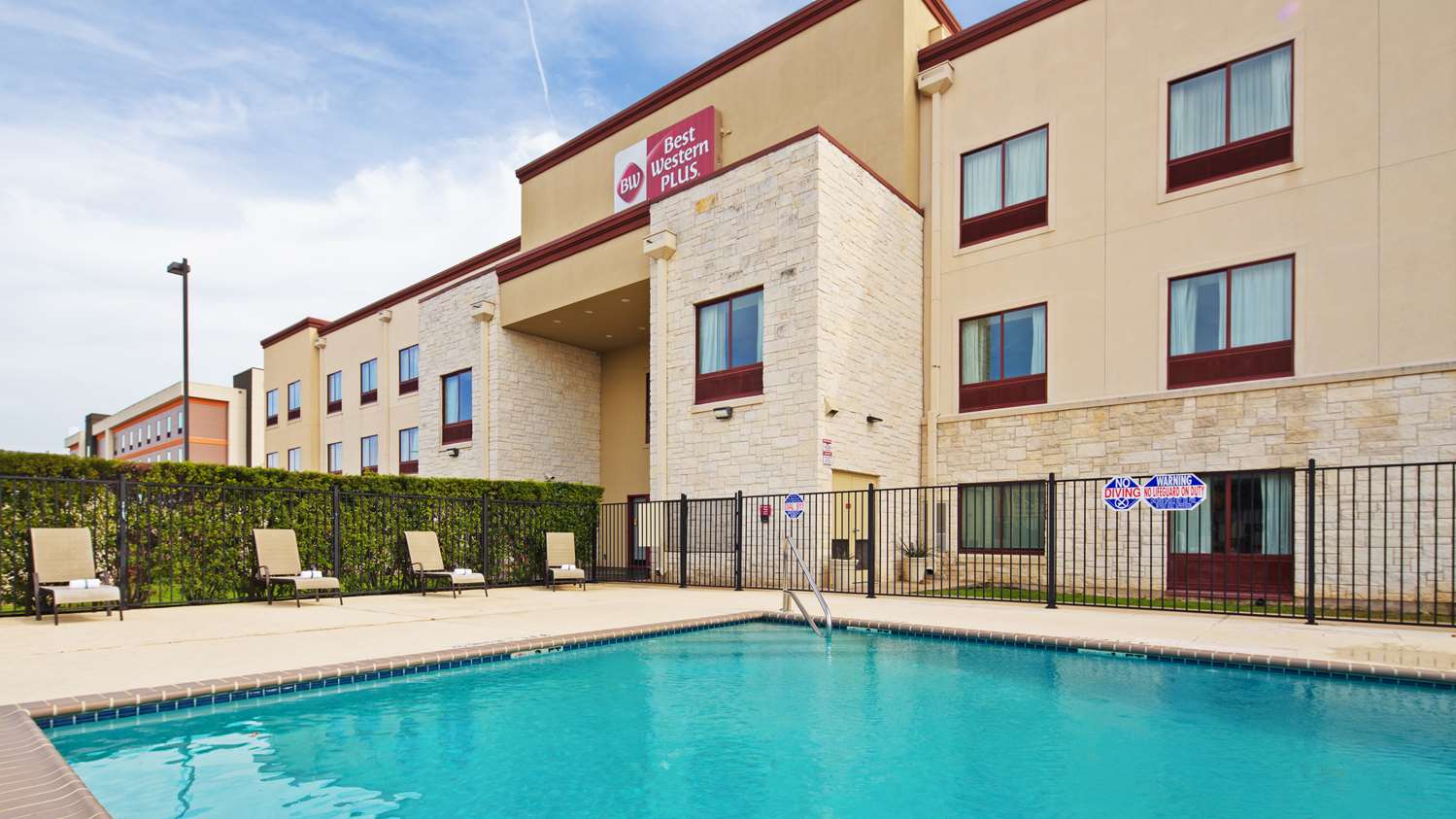 Best Western Plus Austin Airport Inn and Suites 30/31