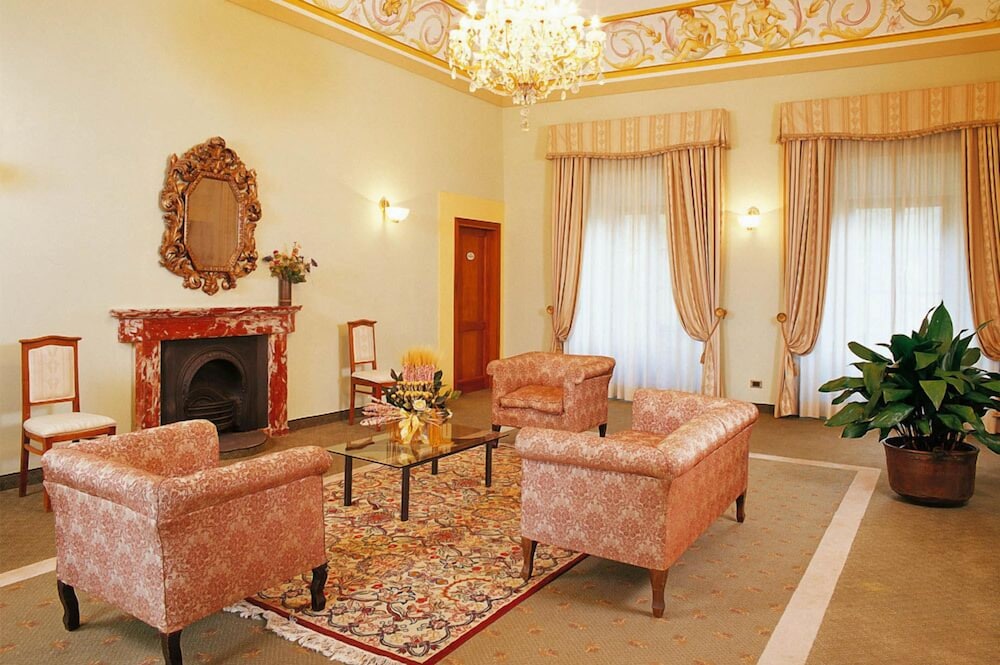 VIlla San Lucchese 36/56