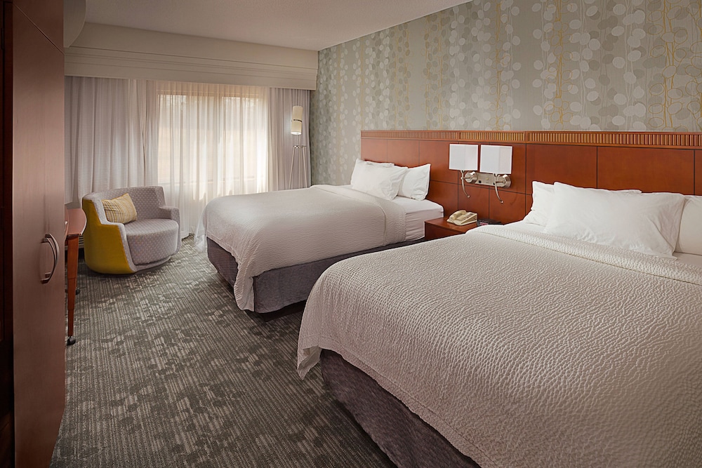 Courtyard by Marriott Harrisburg Hershey 10/32