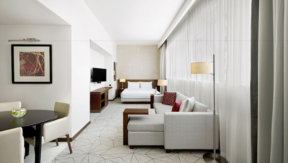 Hyatt Place Dubai Al Rigga Residences 29/50