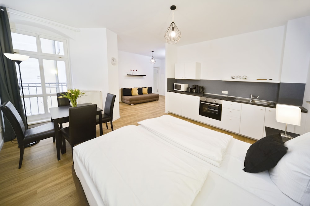Old Town Apartments Schonhauser Allee Berlin 14/69