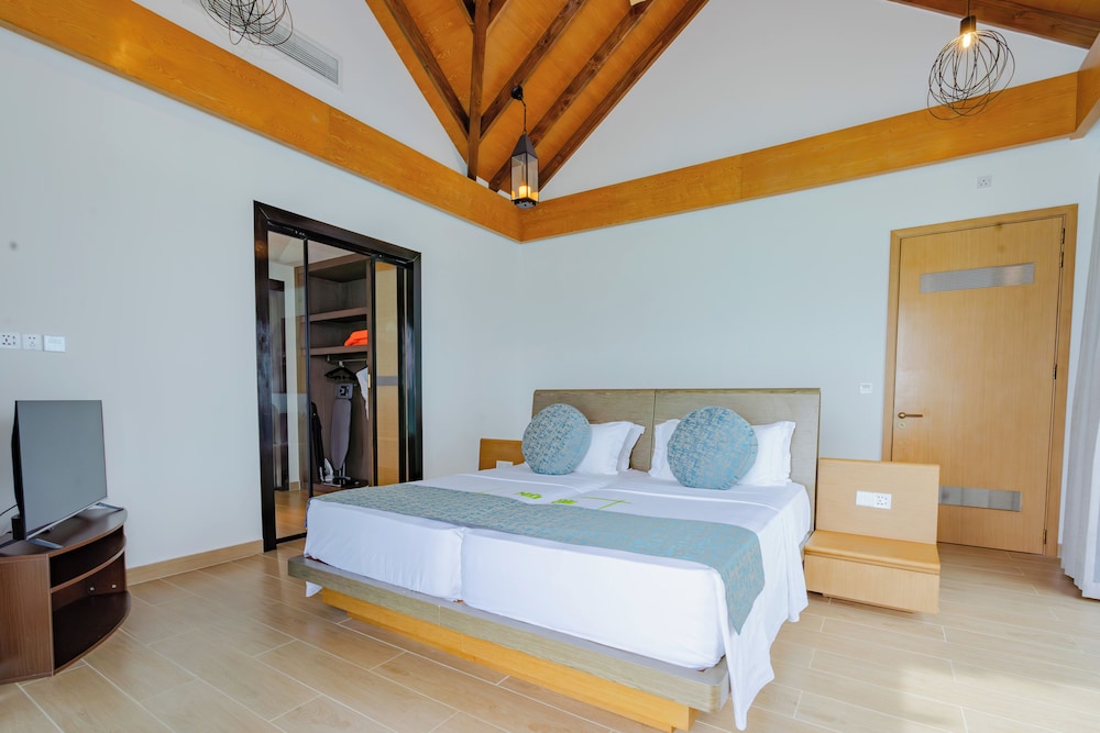2 Bedrooms, Grand, Solana, Beach Villa, King Bed, Private Pool, Hot Tub