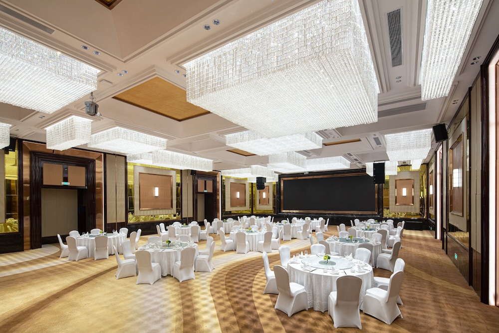 Wyndham Grand Tongren Downtown Hotel 47/56