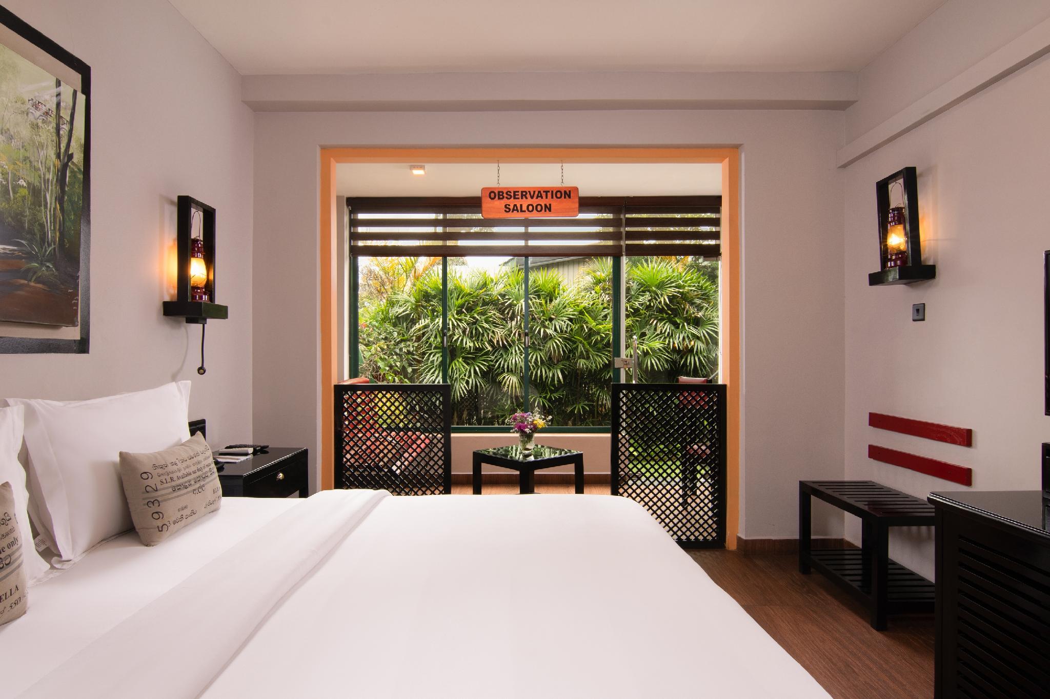 Superior, Garden View