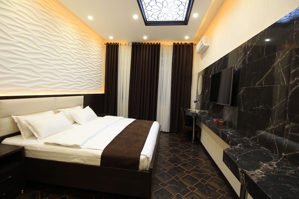 Safir Hotel 9/36