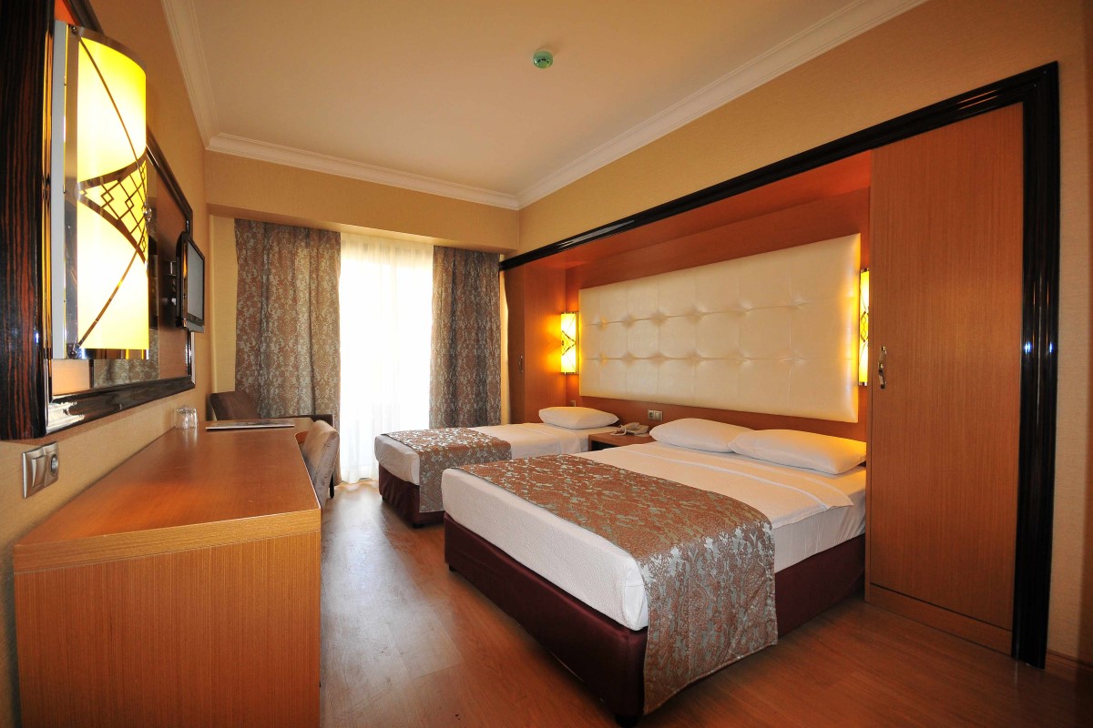 Room, Double Bed, Land View