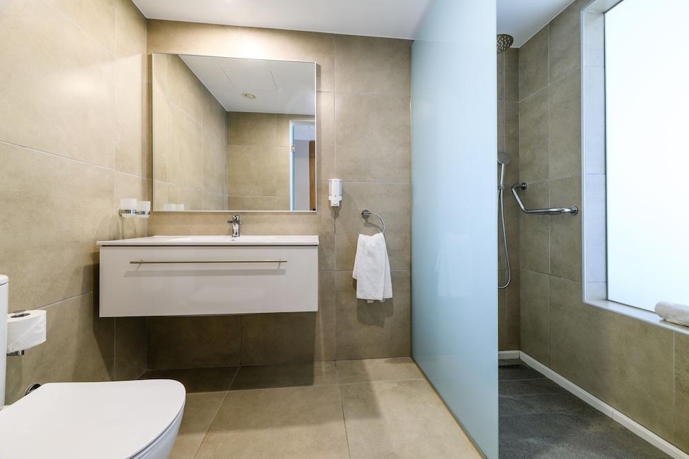 JUNIOR, PENTHOUSE, SEA VIEW