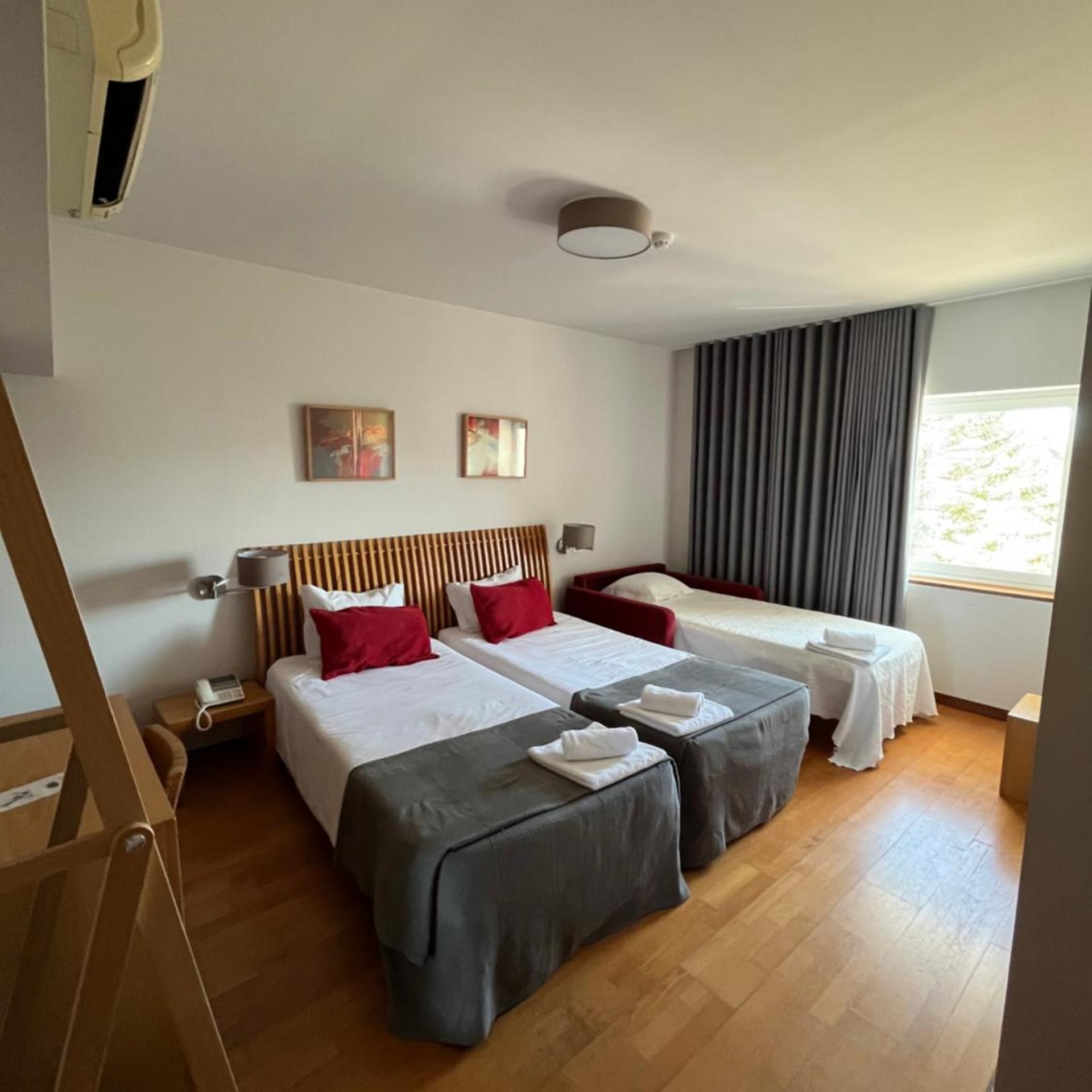 Hotel Paulo VI 8/50