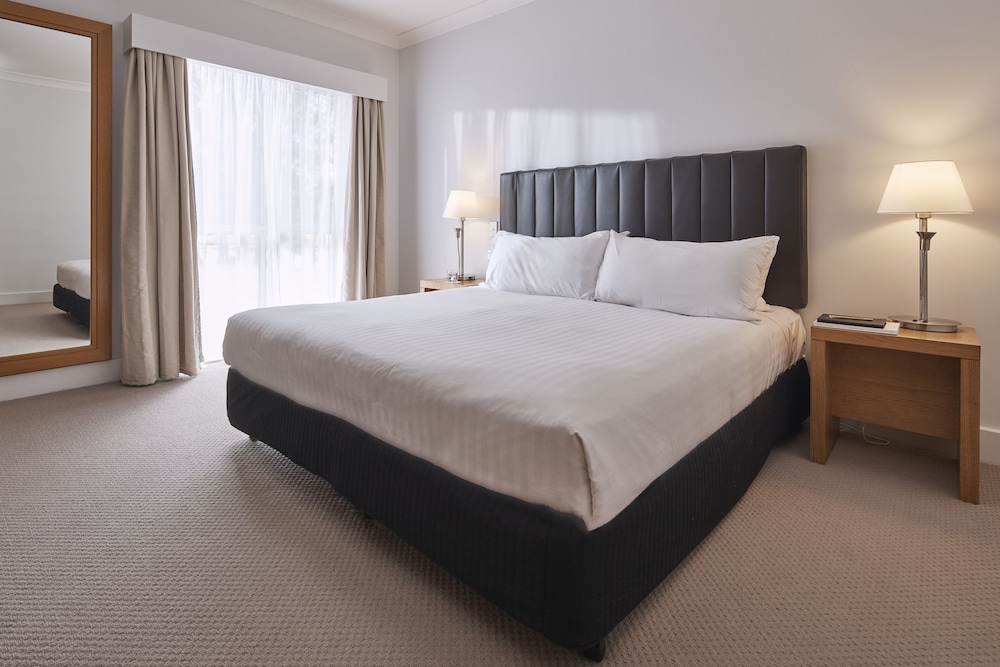 3 Bedrooms, Family, Villa, King and Twin Beds, Queen Bed