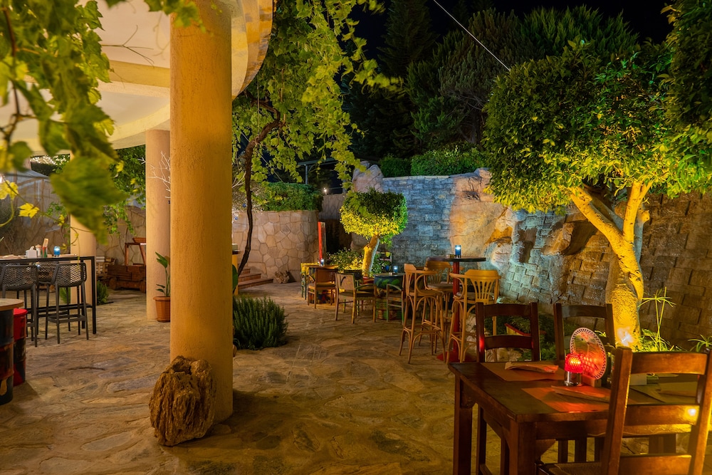 Pegasos Resort 48/74