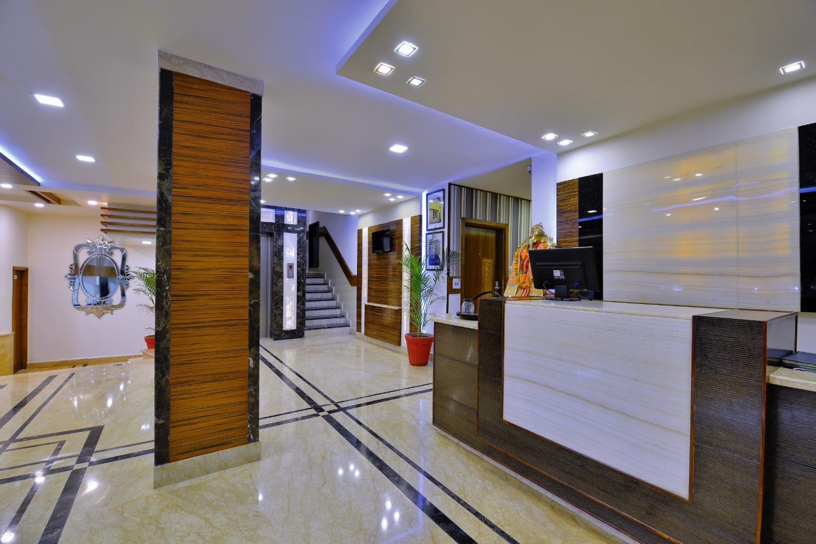 Hotel Mayur 5/20