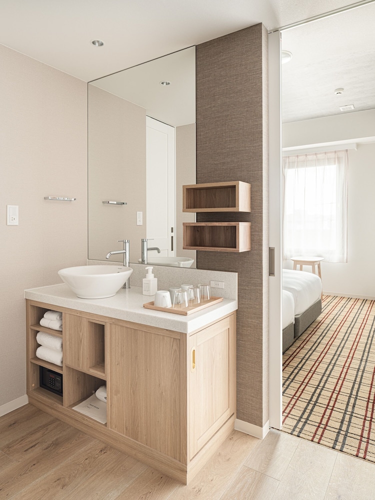 Nest Hotel Naha Kumoji 39/41
