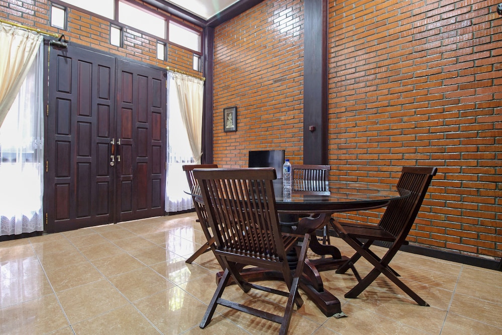 Reddoorz at Cilandak Timur 3/46