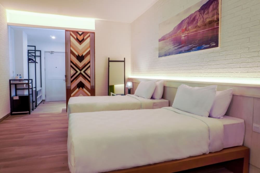 Jambuluwuk Convention Hall and Resort Batu 14/63