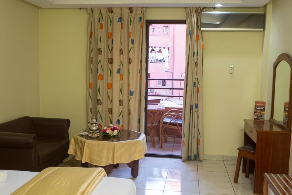 Gomassine Hotel 25/41