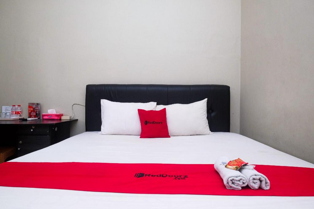 RedDoorz near Kampus UMP Purwokerto 26/44
