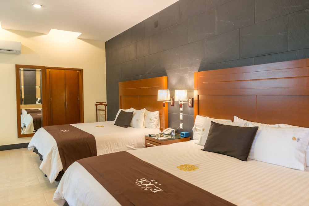 Hotel Ecce Inn 21/32