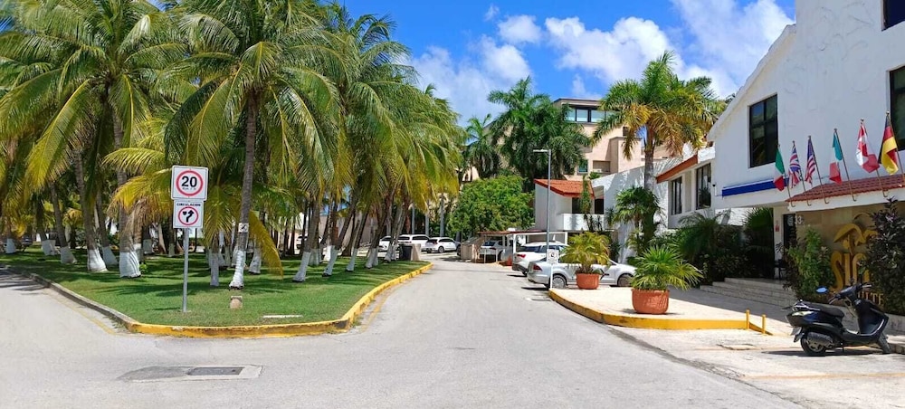 Sina Suites Cancun - Adults Only 37/42