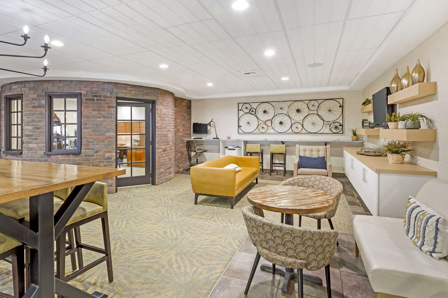 Best Western Plus Grant Creek Inn 31/40