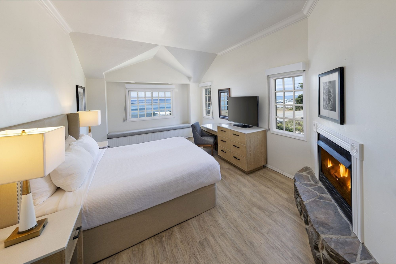 Pelican Inn & Suites 15/38